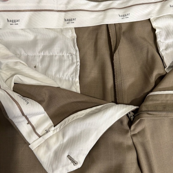 Haggar Men Tan Dress Pants Classic Straight-Leg Size 38 in x 29 in - Picture 7 of 16